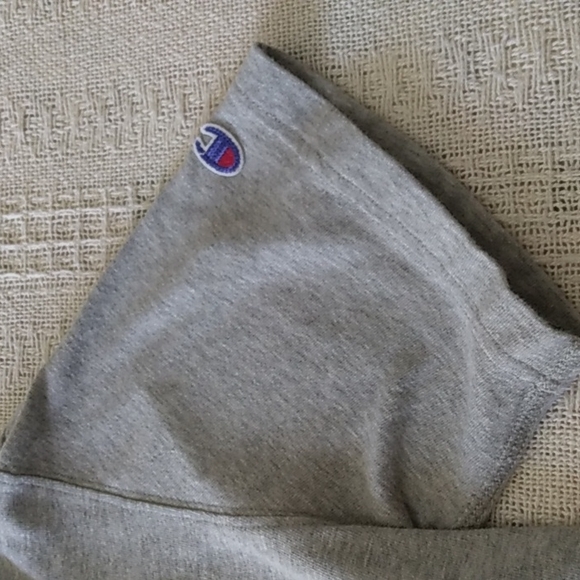Champion T-shirt Medium - Picture 6 of 11
